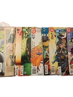 DC Comics Lot Of 22 Comic Books Mixed Superman JLA Wonder Woman 00s